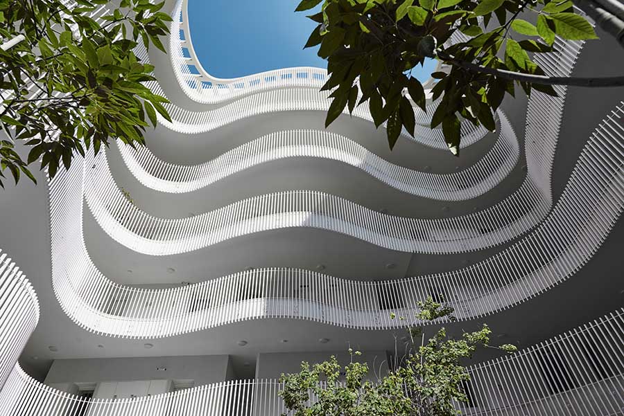 Fein 1 Central HQ Architects, balconies Photo ©Dor Kedmi